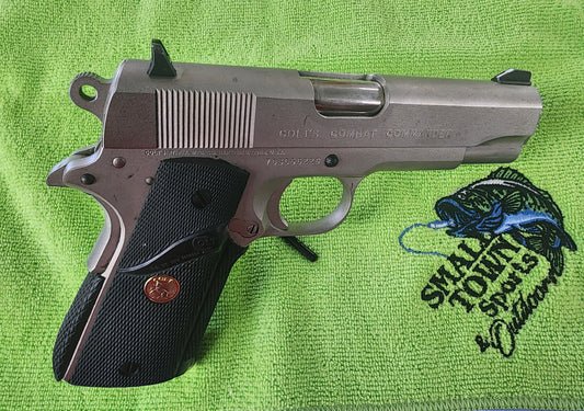 Colt Combat Commander 45 Auto(Pre-owned)