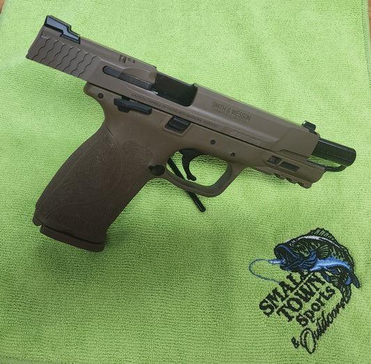 Smith & Wesson M&P9 M2.0 5 in FDE 9mm Full-Sized 17-Round Pistol(Pre-owned)