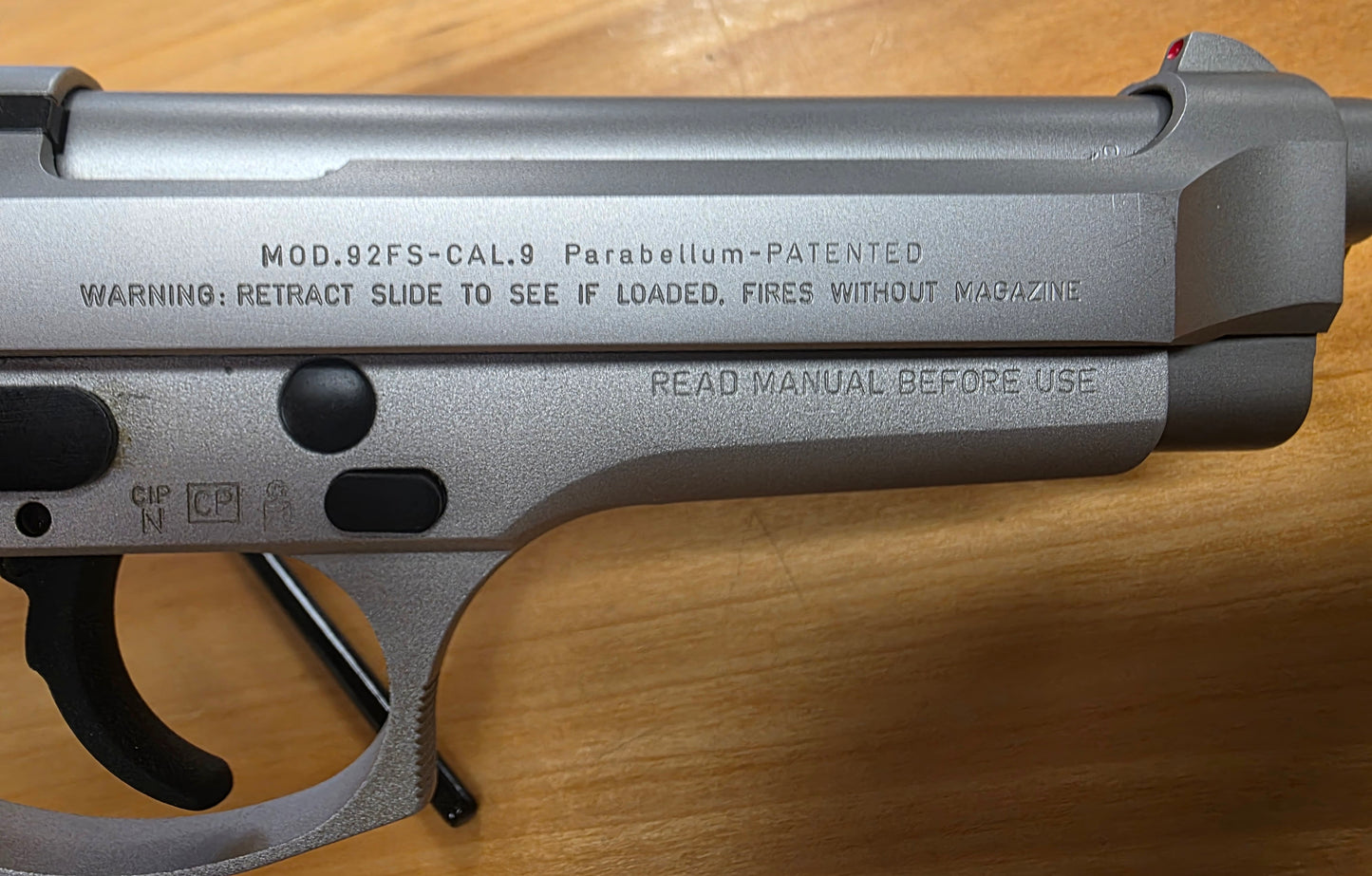 Beretta 92FS Stainless 9mm 15-round(Pre-owned)