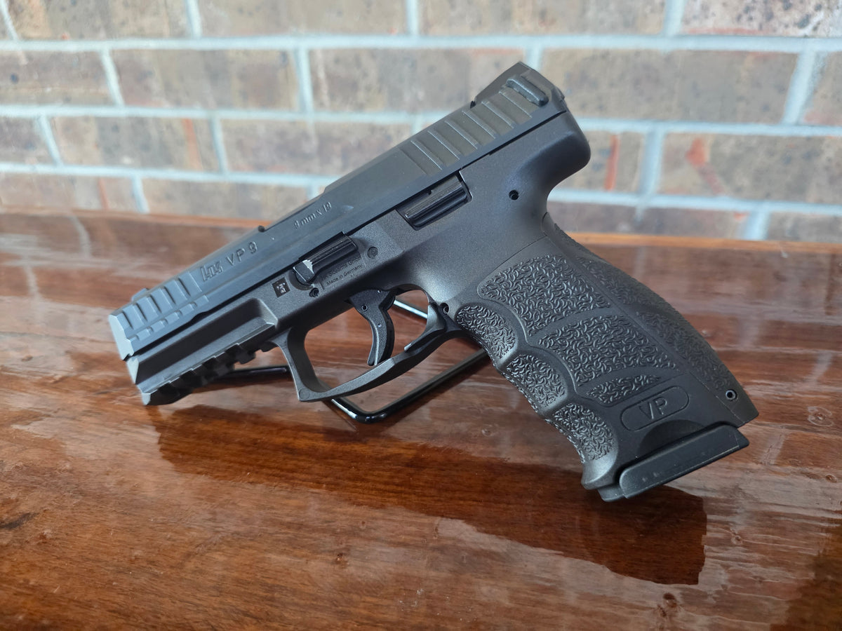 HECKLER & KOCH VP9 9MM(Pre-owned)